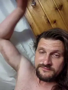 Snapshot of whtboi69 chatting on February 20, 3:25 am whtboi69 online show from February 20, 3:25 am