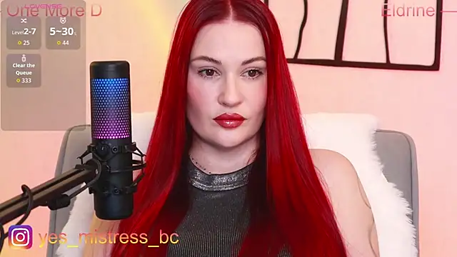 Snapshot of Vicky_Fetish chatting on April 26, 3:32 pm Vicky Fetish online show from April 26, 3:32 pm