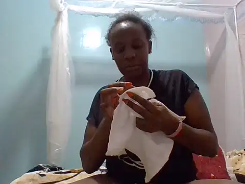 Snapshot of sweet-fancy chatting on June 10, 7:57 pm sweet-fancy online show from June 10, 7:57 pm