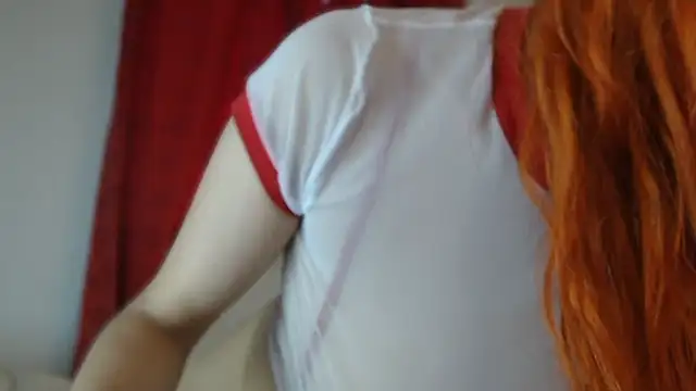 Snapshot of skinny_Raven chatting on April 21, 10:23 pm skinny Raven online show from April 21, 10:23 pm