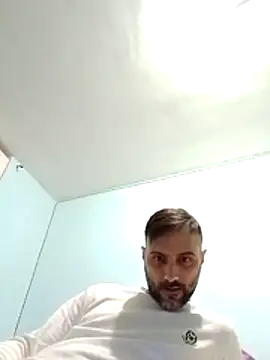 coppiasenzacensura online show from December 14, 5:40 pm