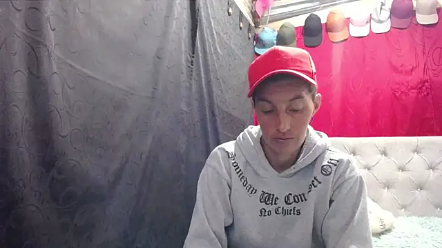 Snapshot of anyu1306 chatting on February 7, 4:00 pm anyu1306 online show from February 7, 4:00 pm