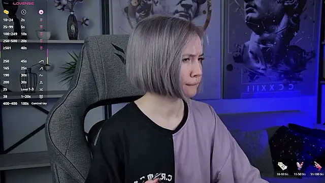 ReiYosimoto online show from March 22, 8:40 am