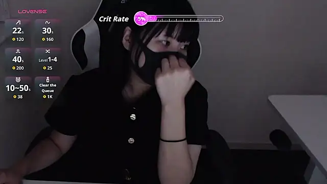 Snapshot of mimika0403 chatting on October 5, 3:32 pm mimika0403 online show from October 5, 3:32 pm