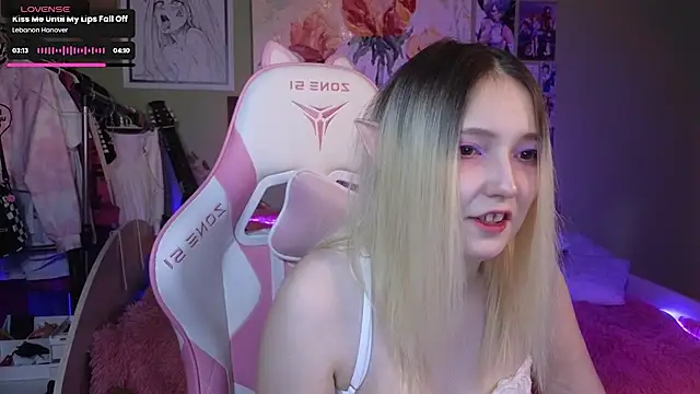 Evie Ro online show from December 10, 8:38 pm