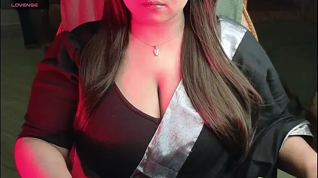 Juicy Bengali Girl online show from September 29, 6:57 pm