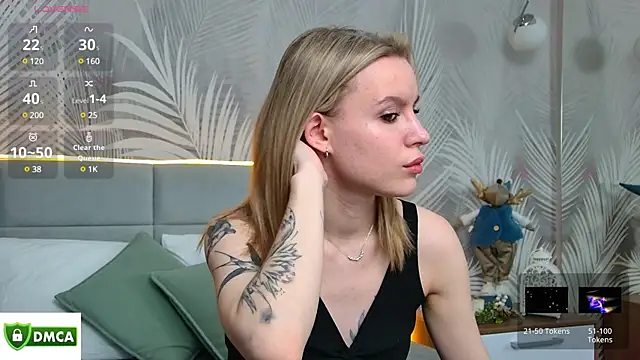 Snapshot of AmaliaBell chatting on January 12, 1:05 pm AmaliaBell online show from January 12, 1:05 pm