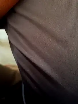 u wan me online show from April 5, 4:20 am