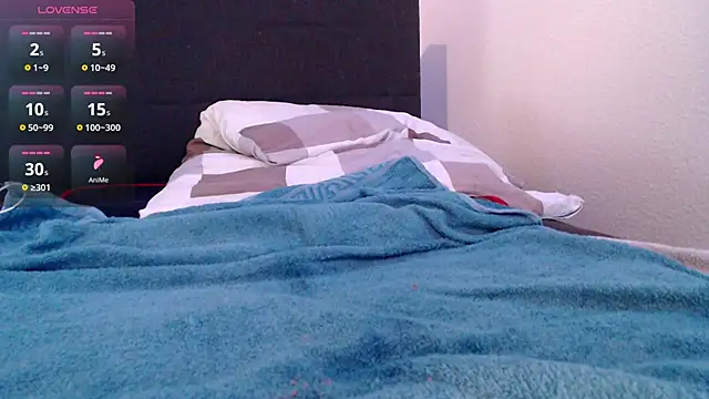 Snapshot of -sluttyass- chatting on July 20, 11:29 pm -sluttyass- online show from July 20, 11:29 pm