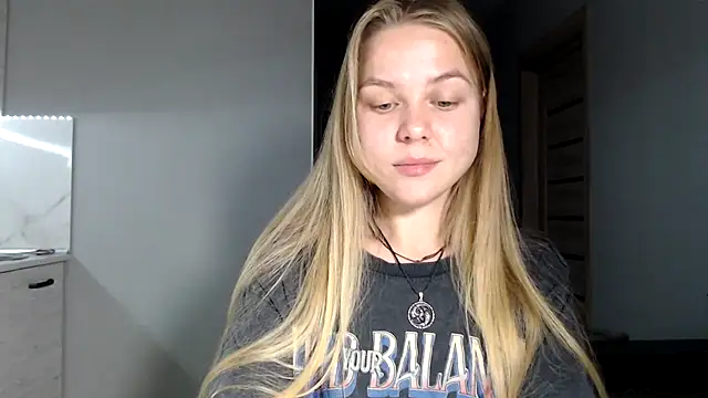 Snapshot of Sunbeam_ chatting on May 28, 9:34 pm Sunbeam online show from May 28, 9:34 pm