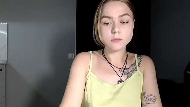 Snapshot of Sunbeam_ chatting on June 2, 9:06 pm Sunbeam online show from June 2, 9:06 pm