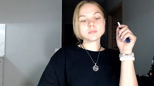 Snapshot of Sunbeam_ chatting on July 1, 9:47 pm Sunbeam online show from July 1, 9:47 pm
