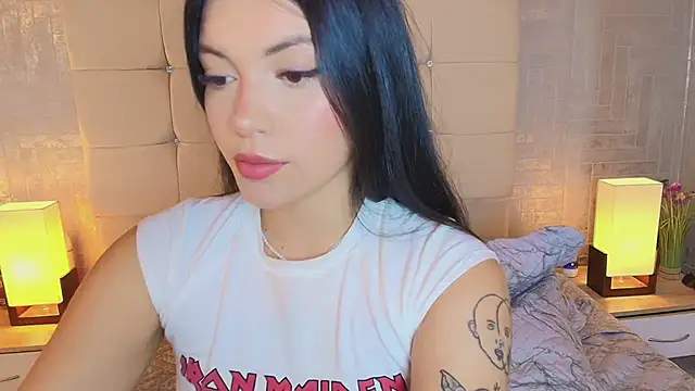 Snapshot of Baby_Venuss chatting on January 14, 6:13 am Baby Venuss online show from January 14, 6:13 am