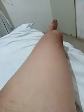 Snapshot of Sergio08 chatting on December 4, 1:36 am Sergio08 online show from December 4, 1:36 am