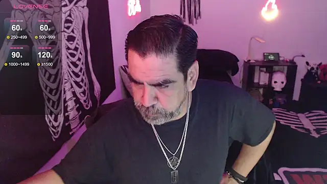 Snapshot of soyelcarlitos_ chatting on June 6, 6:29 am soyelcarlitos online show from June 6, 6:29 am
