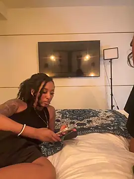 mismialove online show from February 26, 10:14 am