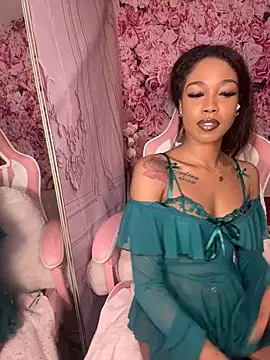 mismialove online show from March 14, 7:47 am