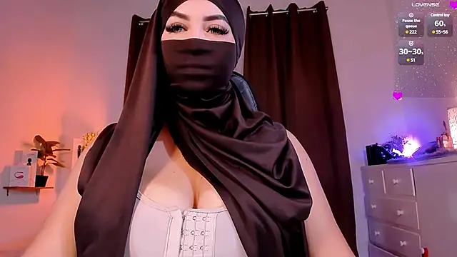 Snapshot of KeishaDanger_ chatting on February 4, 7:55 pm KeishaDanger online show from February 4, 7:55 pm