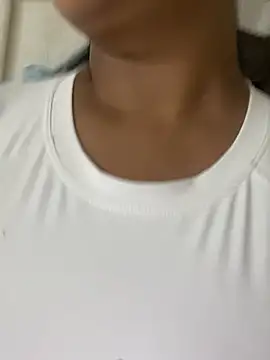 Snapshot of sofia_xxx02 chatting on February 10, 11:58 am sofia xxx02 online show from February 10, 11:58 am