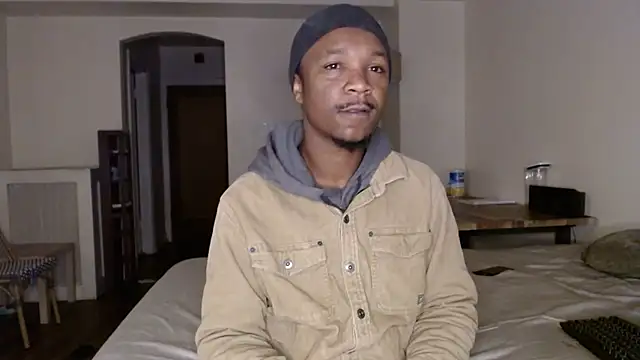 Snapshot of Letgeti chatting on September 15, 6:57 am Letgeti online show from September 15, 6:57 am