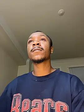 Snapshot of Letgeti chatting on October 24, 1:03 am Letgeti online show from October 24, 1:03 am