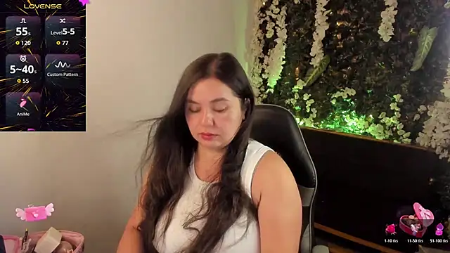 Snapshot of ainohacarter_89 chatting on July 3, 2:51 am ainohacarter 89 online show from July 3, 2:51 am