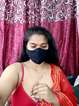 Snapshot of Jasmine_jaaan chatting on May 8, 4:29 am Jasmine jaaan online show from May 8, 4:29 am