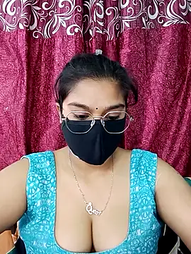 Snapshot of Jasmine_jaaan chatting on May 9, 4:39 am Jasmine jaaan online show from May 9, 4:39 am