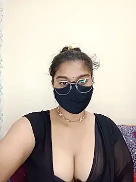 Snapshot of Jasmine_jaaan chatting on May 30, 4:42 am Jasmine jaaan online show from May 30, 4:42 am